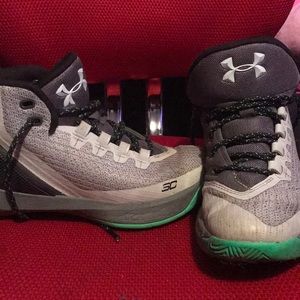 Boys steph curry under armour shoes